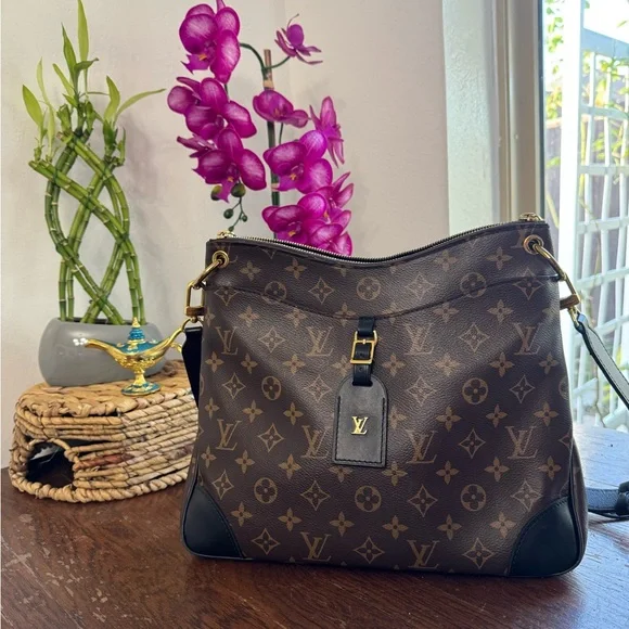 Louis Vuitton Brown and Black Shoulder Bag - Picture 4 of 11